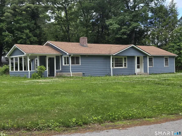 35 Woodland Dr, Woodstock, CT 06281