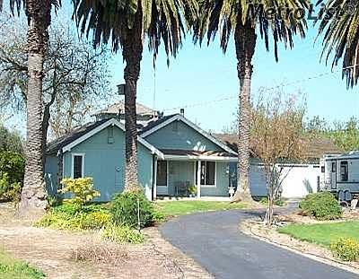 1st image of 17241 Campbell Ave