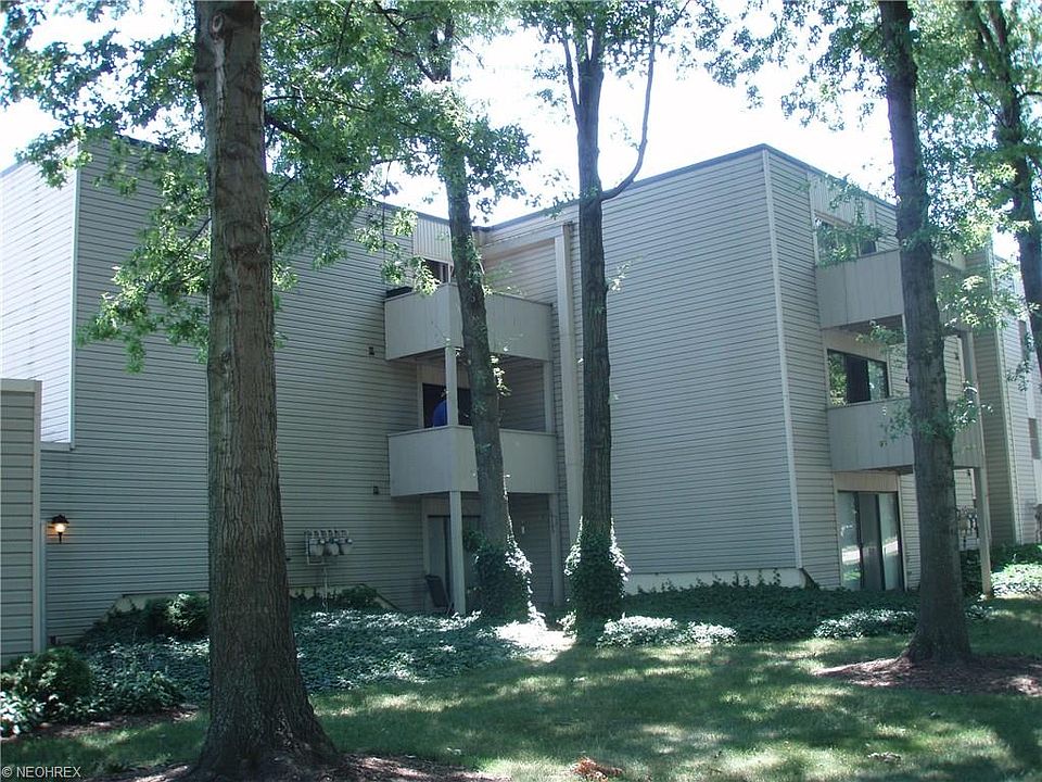 1st image of 1633 Cedarwood Dr APT 222