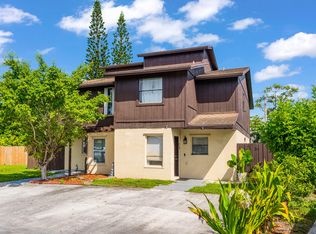 3755 Mil Stream Ct, Greenacres, FL 33463