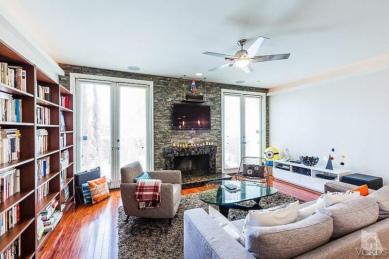 1st image of 1131 20th St APT 7