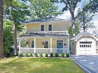 57 Bellair Dr, Dobbs Ferry, NY 10522