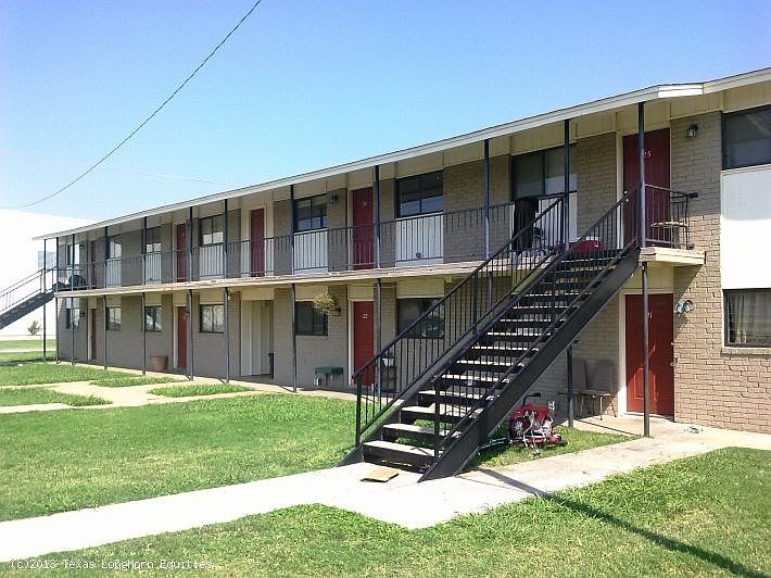 1st image of 2501 SE 6th St APT 23