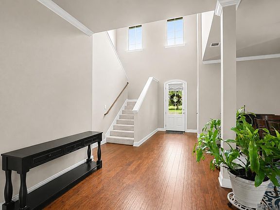 3rd image of 15447 Mistybrook Dr