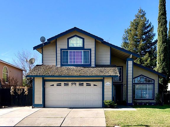 3rd image of 8810 Deer Creek Cir