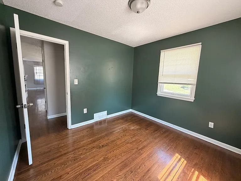 513 Bonnie Ave — Photo 21