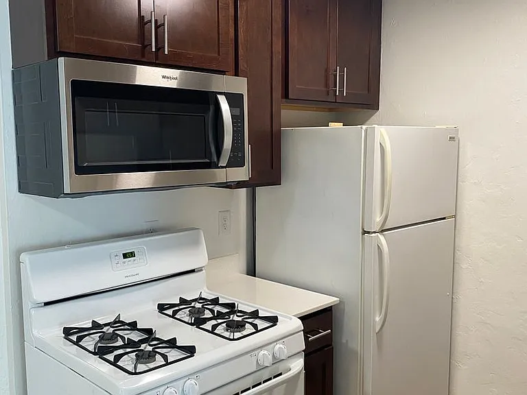 3701 W Lake St — Photo 10
