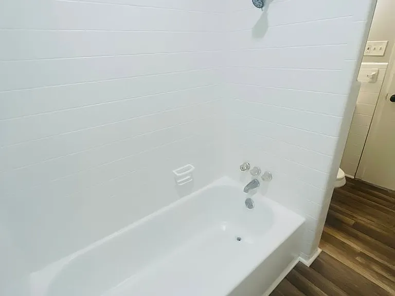306 N Jackson St — Photo 28