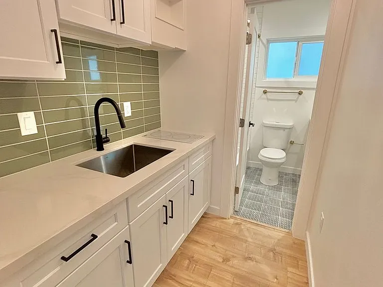 4657 Coldwater Canyon Ave — Photo 6