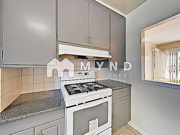 4th image of 443 46th St #1