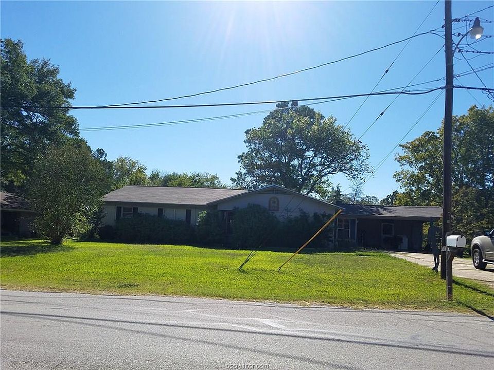 1st image of 3802 Woody Ln