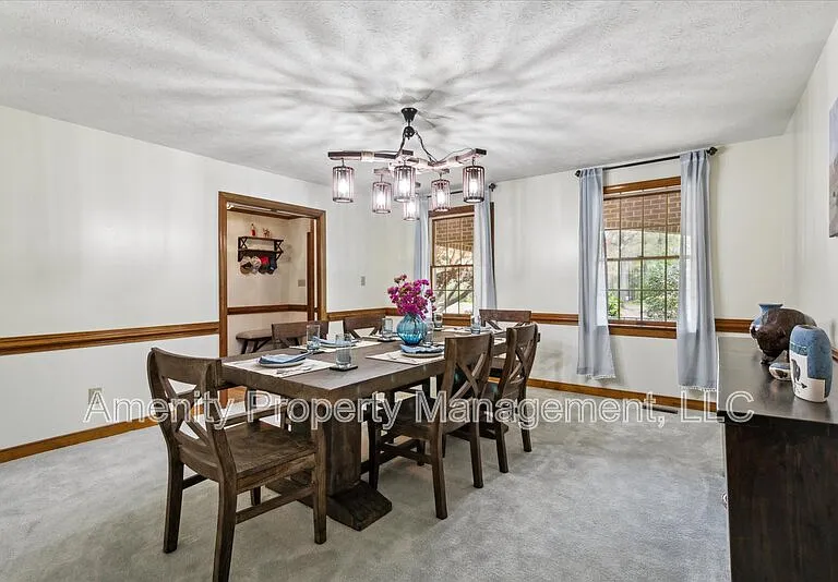 5974 Ladysmeade Ln — Photo 10