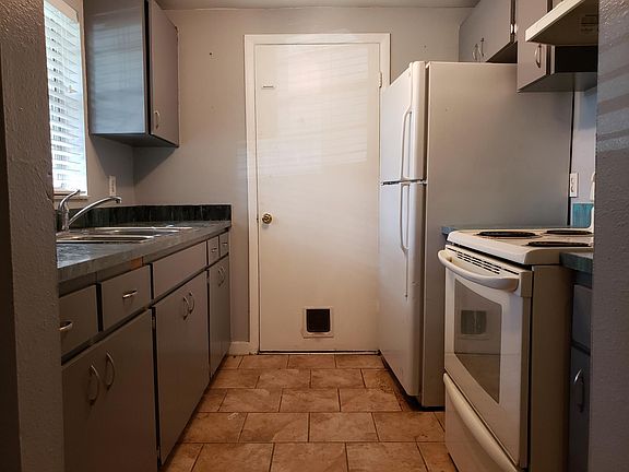 2nd image of 1049 Grantwood Ave
