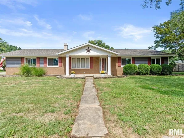 30 Powell, Riverton, IL 62561