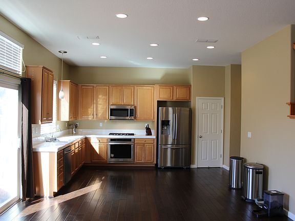 2nd image of 1432 Paddington Way