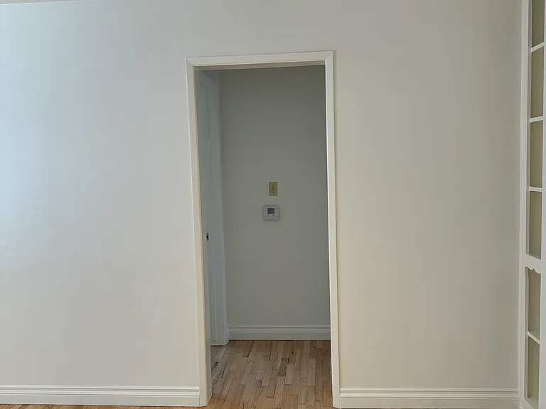 4231 Dixie Canyon Ave #D — Photo 7