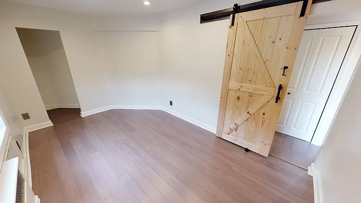 Rented by Metro Garden Realty NYC | media 24