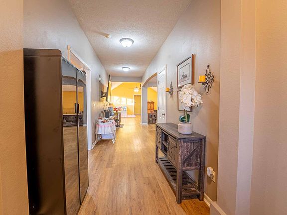 4th image of 3977 W Beechwood Street
