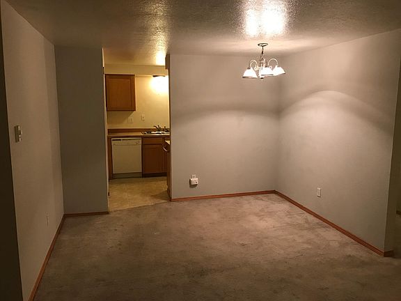 4th image of 700 Ford Ave APT 22