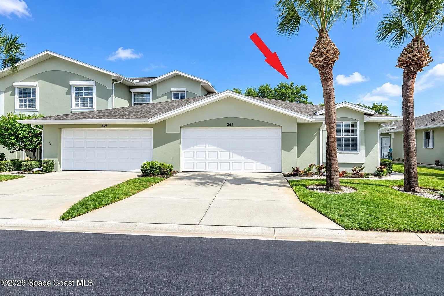 3 bed, 2.0 bath, 1412 sqft, $2,700 — Photo 1
