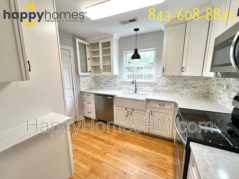 3 bed, 2.5 bath, 1466 sqft, $2,350 — Photo 3