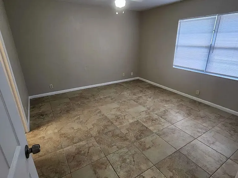 5601 Struthers Ct #5601 — Photo 14
