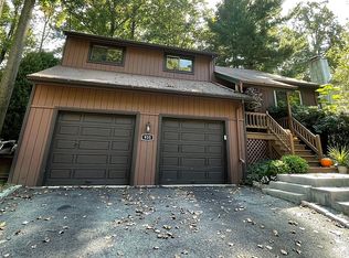 935 Manatawna Ave, Philadelphia, PA 19128