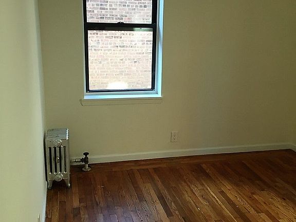 4th image of 4150 46th St APT 4D