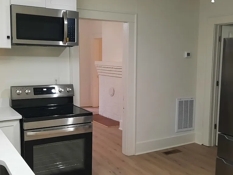 4025 Grand Ave — Photo 3