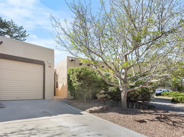 3245 Calle De Molina, Santa Fe, NM 87507