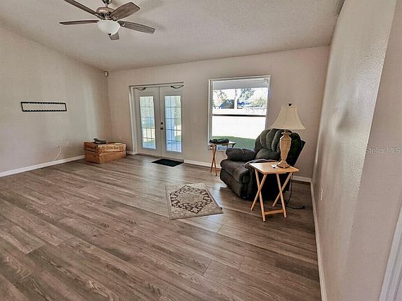 5th image of 2911 Grimes St