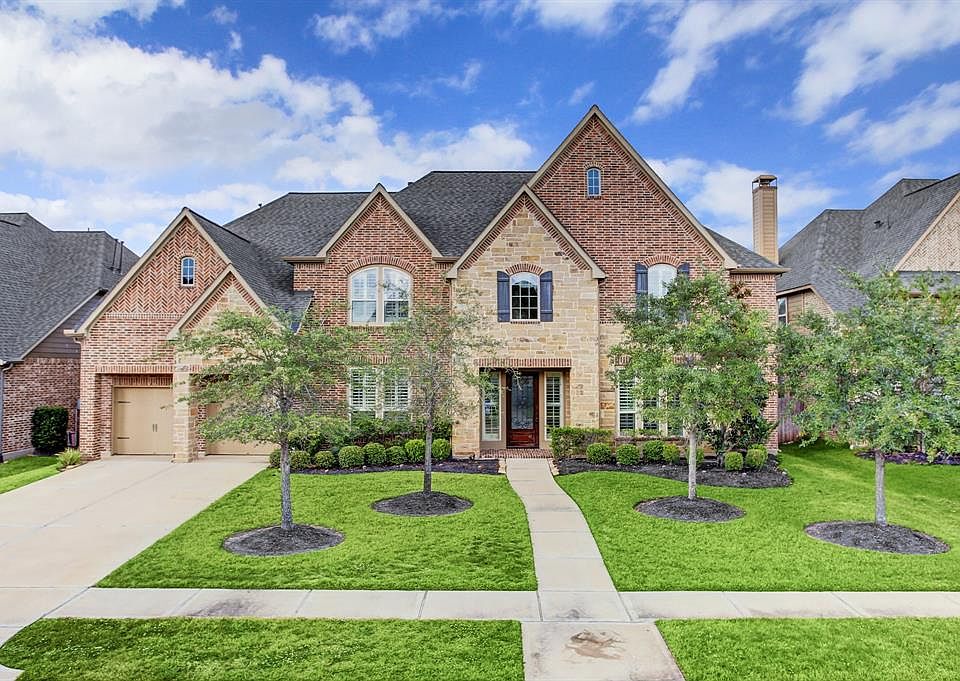 1st image of 27910 Eastonwood Ct
