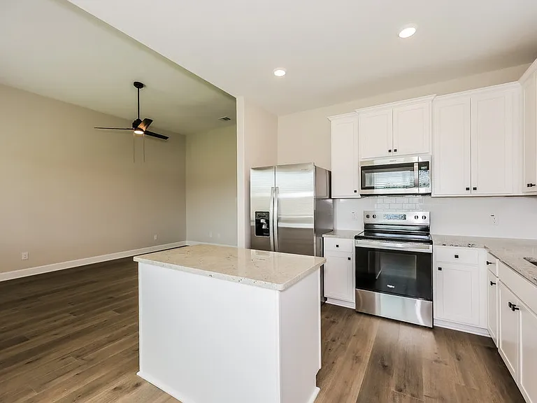 345 Magnolia Blvd — Photo 7
