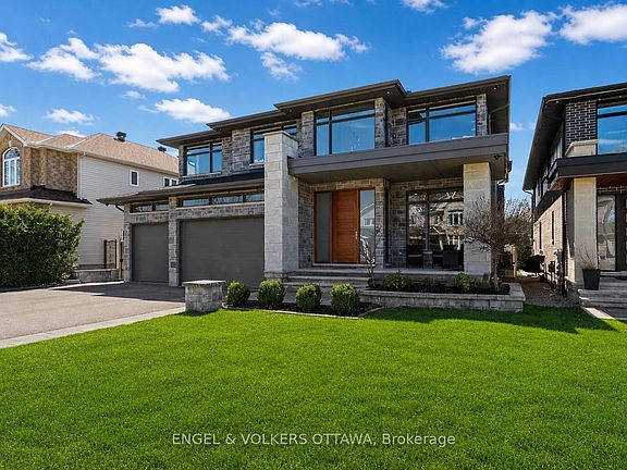 3rd image of 15 Tierney Dr