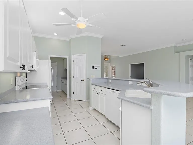 26040 Feathersound Dr — Photo 10