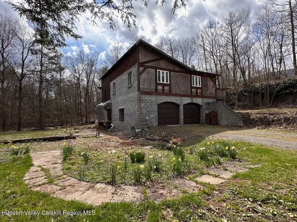 6 Riverbend Road, Saugerties, NY 12477