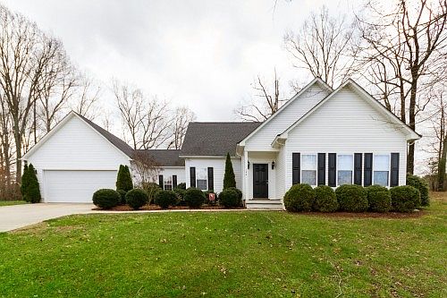 1st image of 144 Ariel Dr