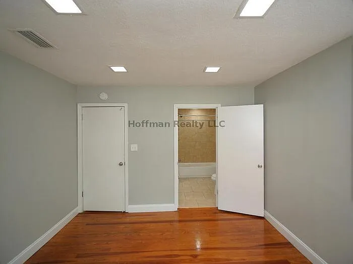 916 E 25th Ave — Photo 19