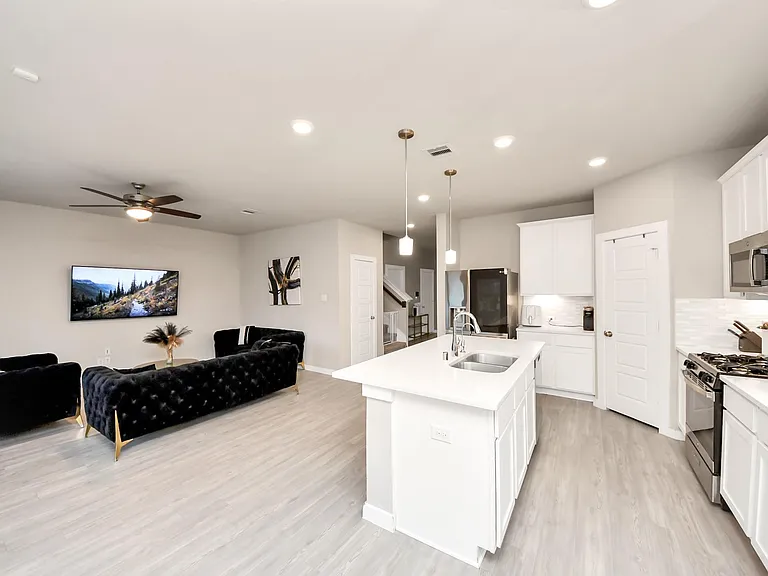 21034 Sunny Ravine Dr — Photo 11