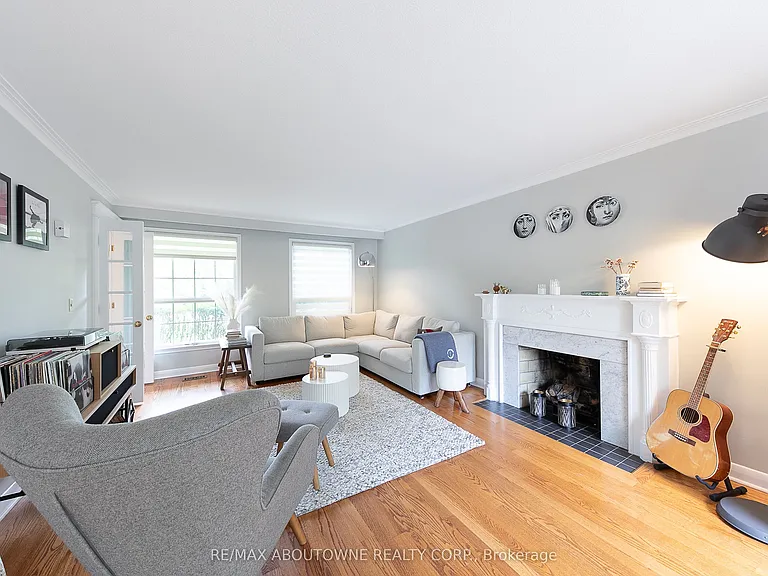 1290 Braeside Dr — Photo 8