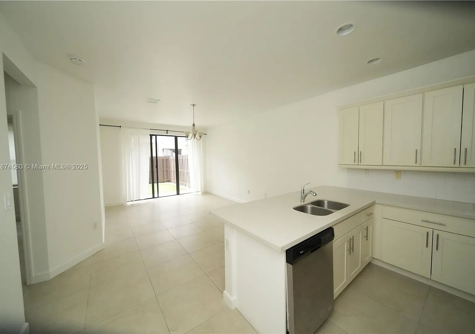 10457 NW 61st Street, Doral, FL 33178 — Photo 3