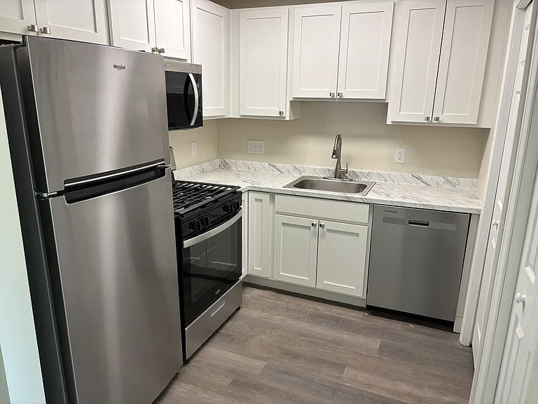 6229 Lincolnshire Ct SE #11 — Photo 5