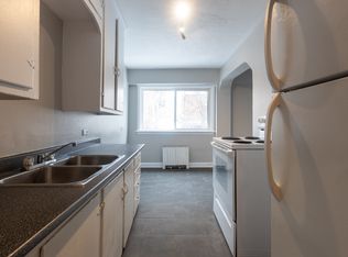 350 Chapel Street, Ottawa, ON K1N 7Z6