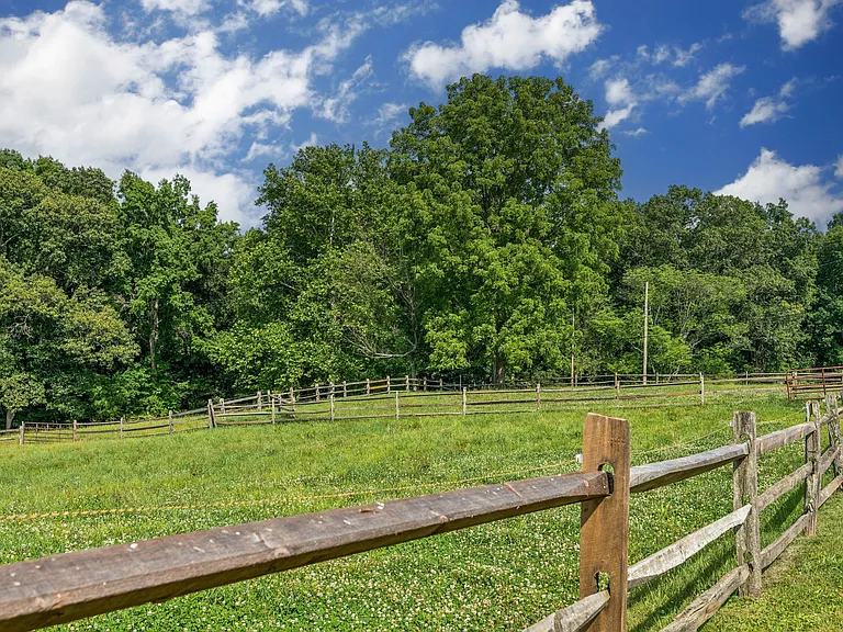 15204 Old York Rd — Photo 17