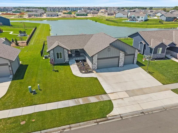 10909 W Cedar Ln, Maize, KS 67101