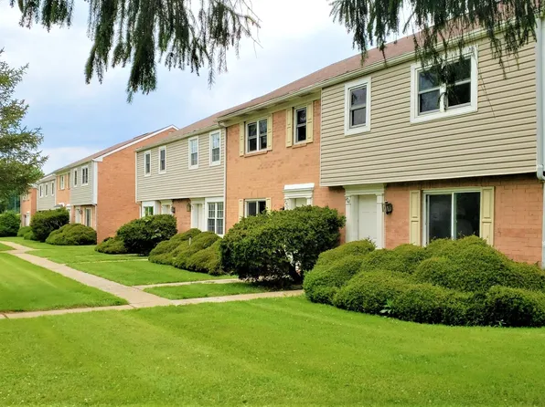 414 Main St #414, Slippery Rock, PA 16057