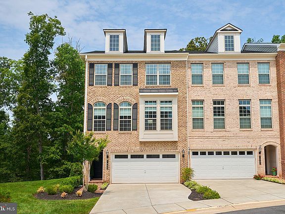 2nd image of 7945 Turtle Creek Cir
