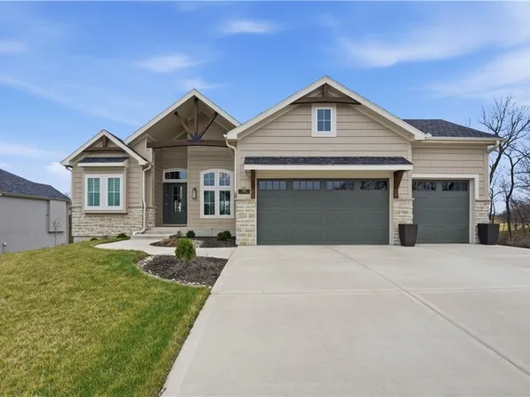 8605 NE 87th Ter, Kansas City, MO 64157