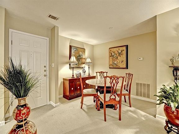 5th image of 24101 Plantation Dr NE #101