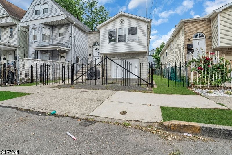 1st image of 232 4Th St